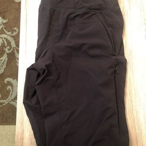 Lulu lemon windbreaker pants